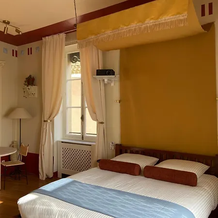 Augustus Expérience Romaine Et Cinéma Privée T1 *